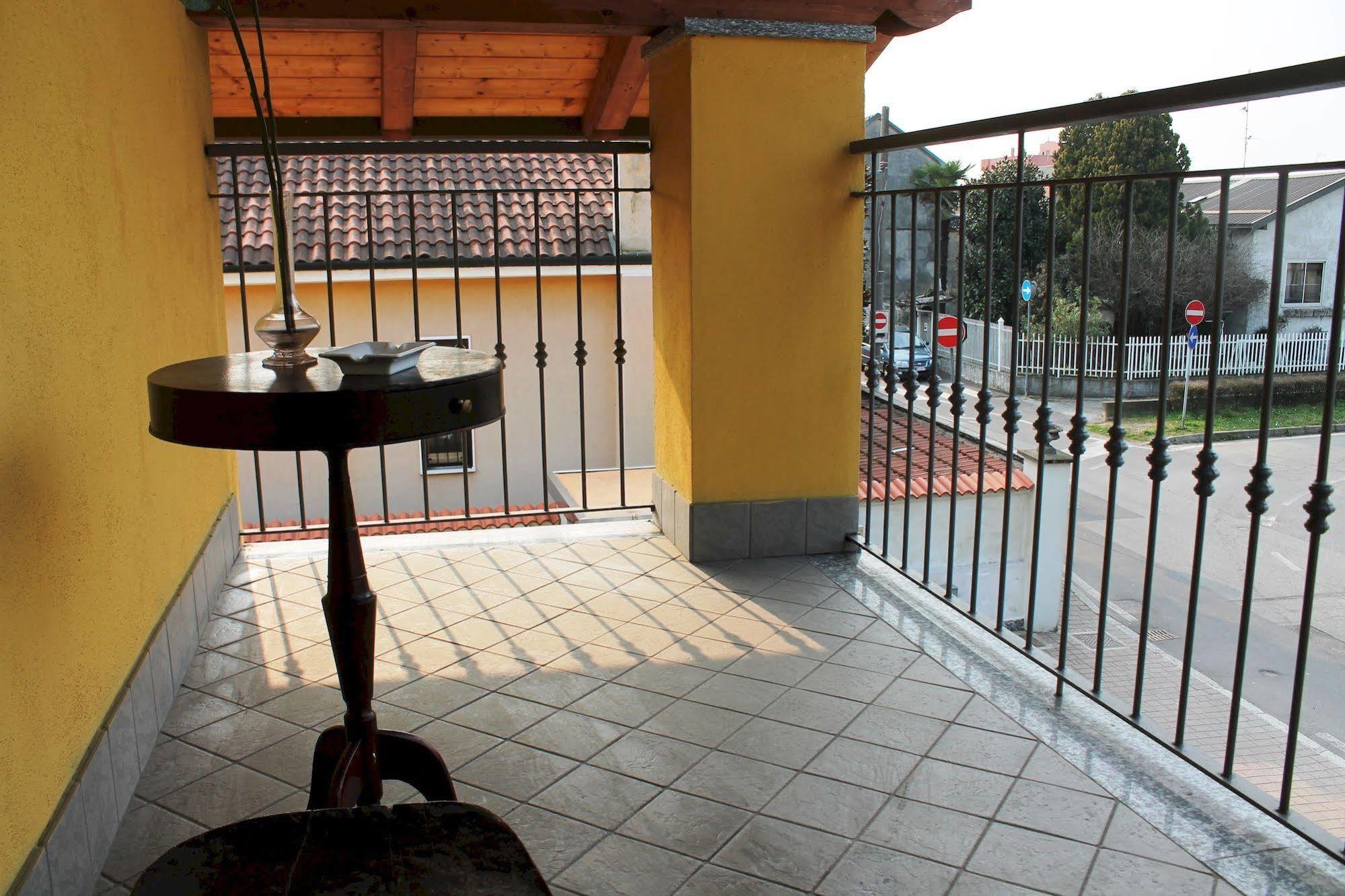 B&B Villa Milano By Rhospitality It Cornaredo Exterior foto